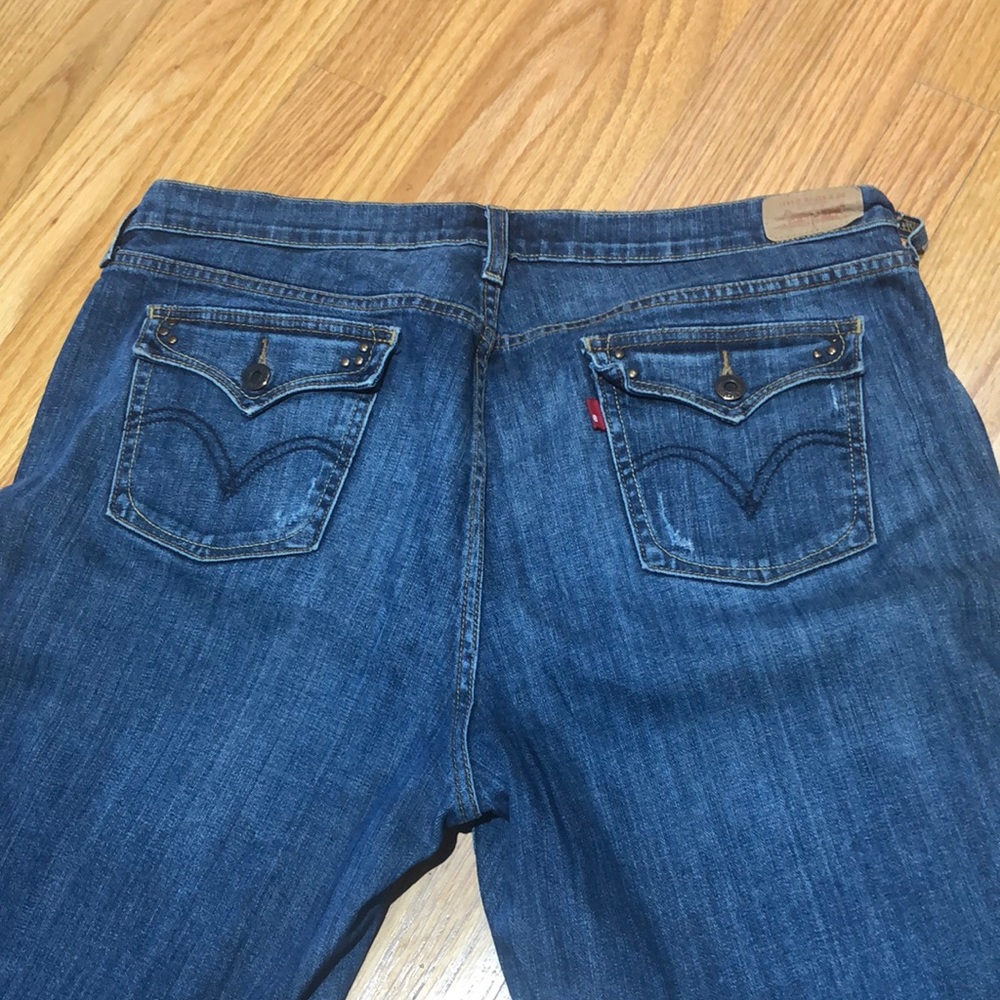 EUC Levi’s 515 Boot Cut Jeans Sz16L